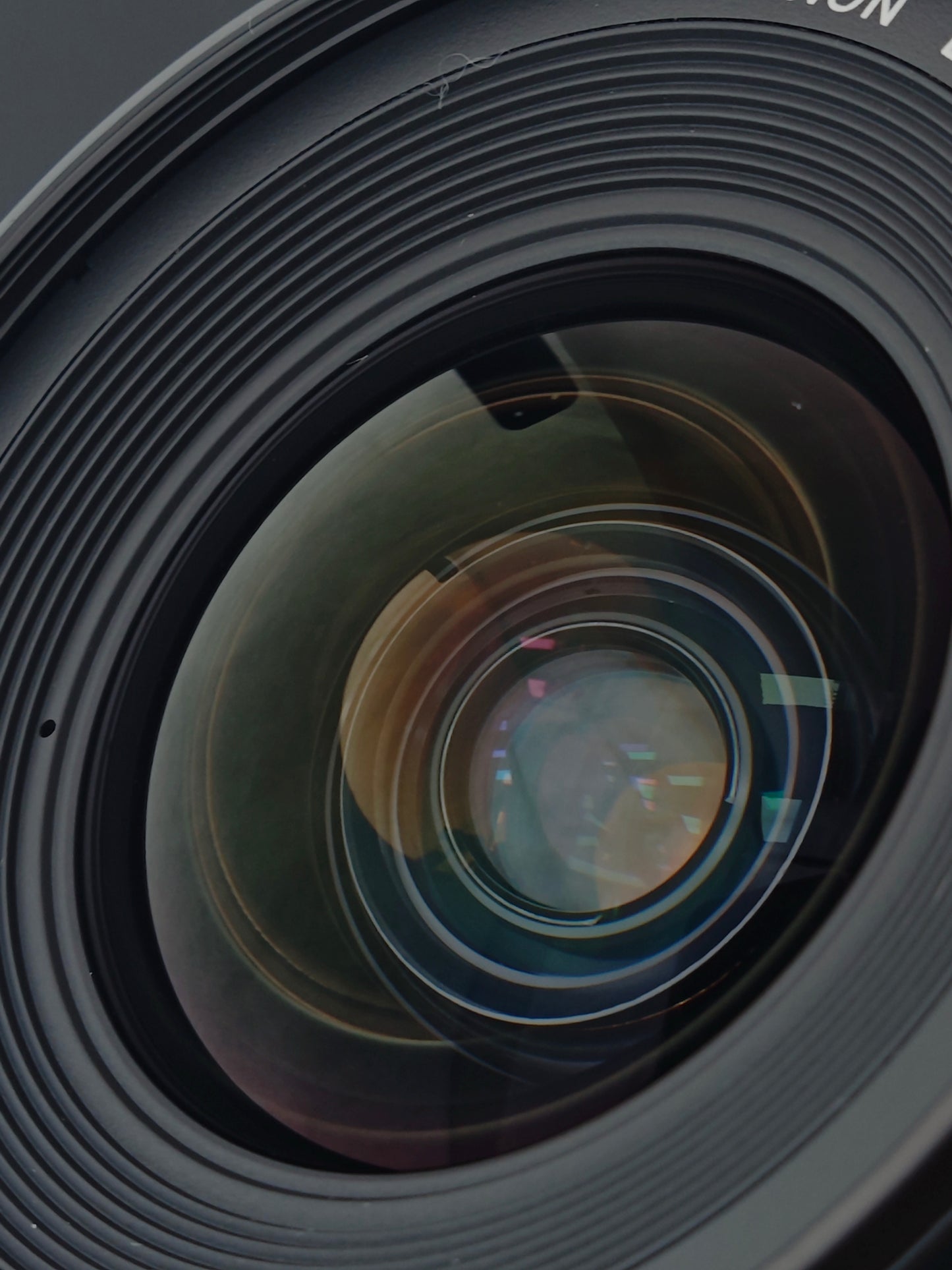 Canon Zoom Lens EF 17-35mm F2.8 L Ultrasonic