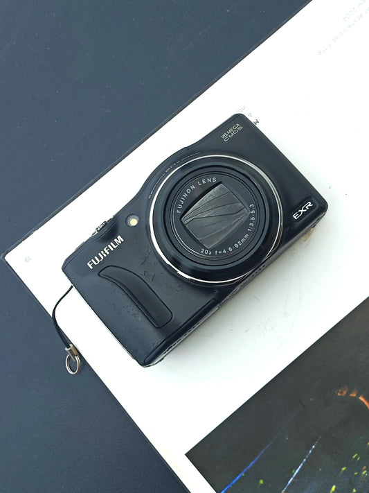 Used FujiFilm Finepix F770 EXR black Digital Camera [No charger]