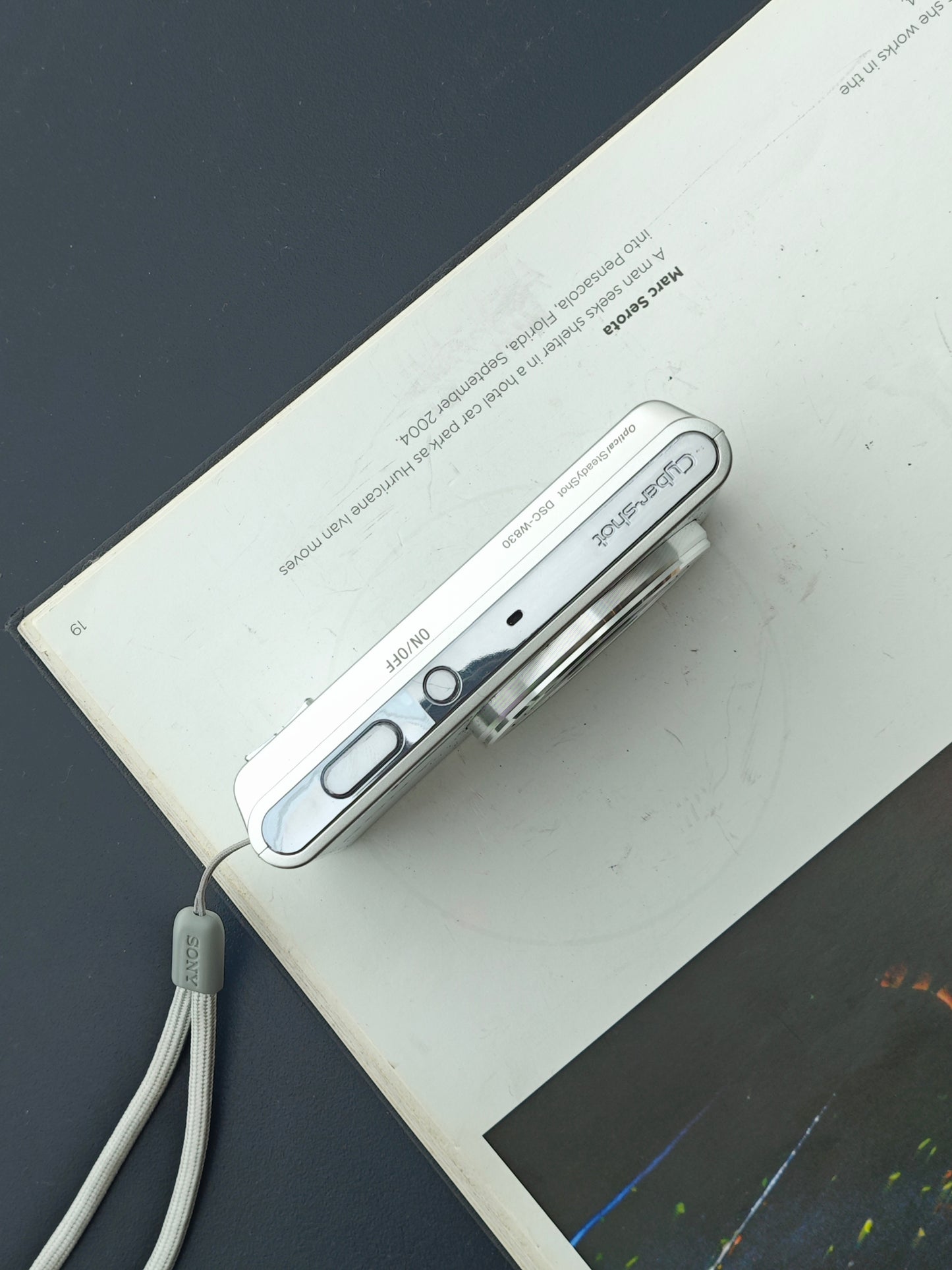 Used Sony Cyber-shot DSC-W830 Digital Camera [JPN only, No charger]