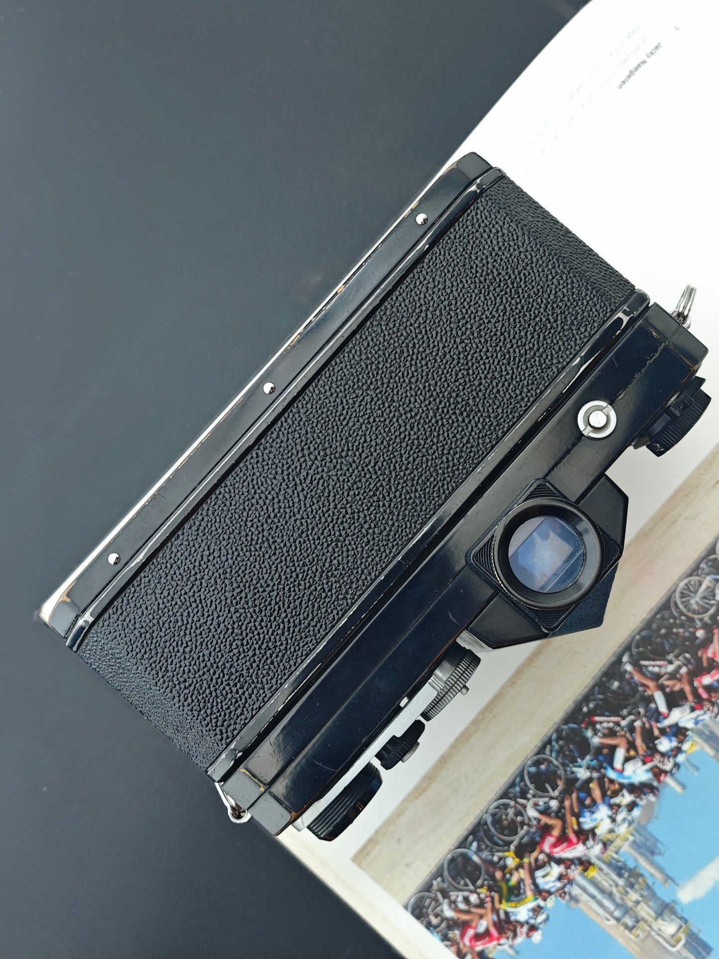 Nikon F black with Nikkor-S 50mm F1.4