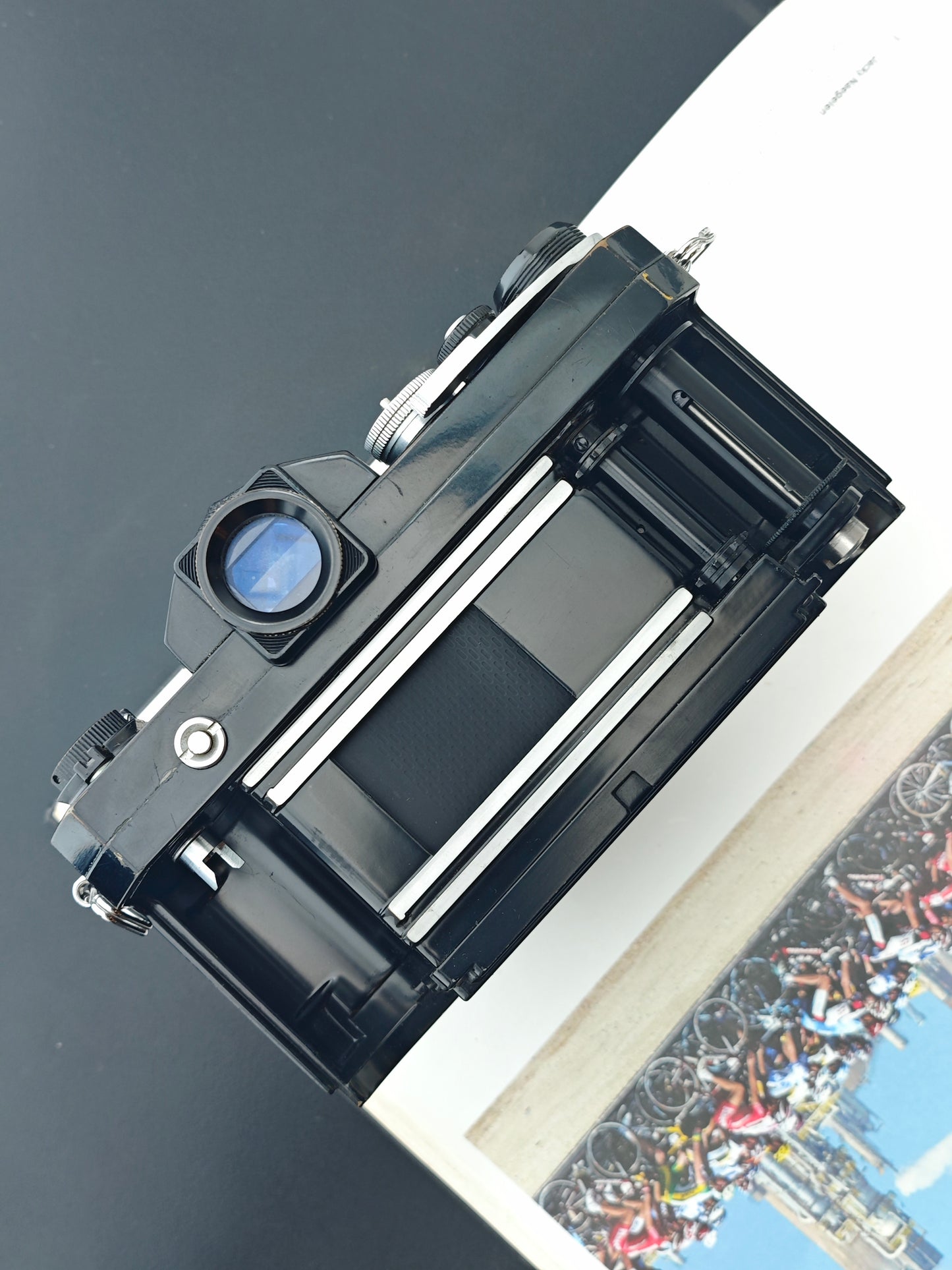 Nikon F black with Nikkor-S 50mm F1.4