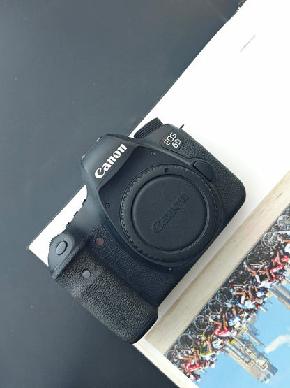 Used Canon EOS 6D body Digital Camera [No charger]