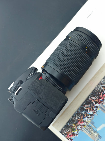 Used Nikon D3100 with AF Nikkor 70-300mm F4-5.6 D [No charger]