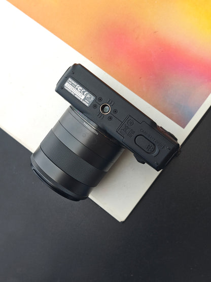 *READ* Used Canon EOS M with EF-S 18-55mm F 3.5-5.6 IS STM