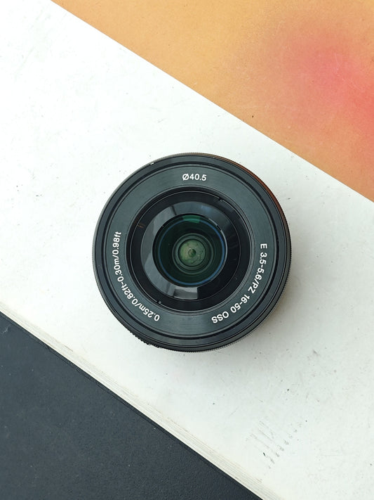 Sony E 16-50mm F3.5-5.6 PZ OSS [E mount]
