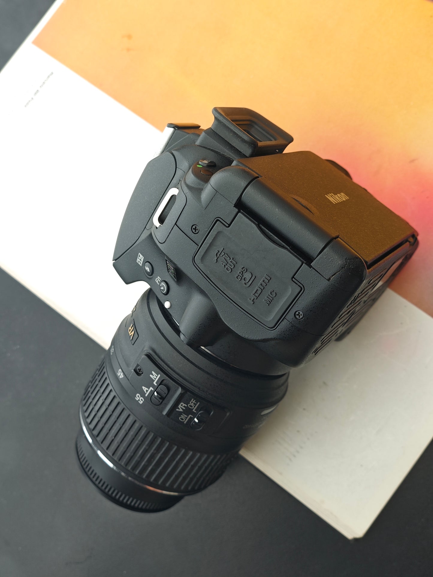 Used Nikon D5100 with Nikon AF-S Nikkor 18-55mm F3.5-5.6 G [No charger]