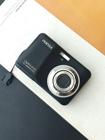 Used Pentax Optio E90 Digital Camera #1102867