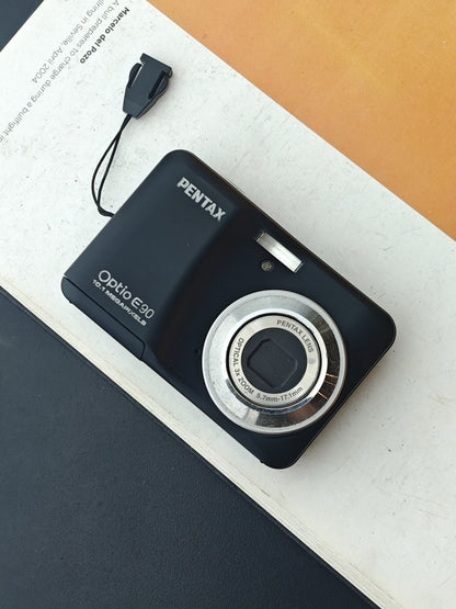 Used Pentax Optio E90 Digital Camera #1102868
