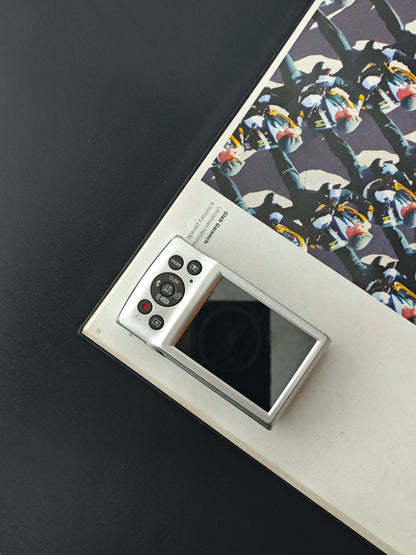 Used Canon IXY 200 silver Digital Camera [No charger]