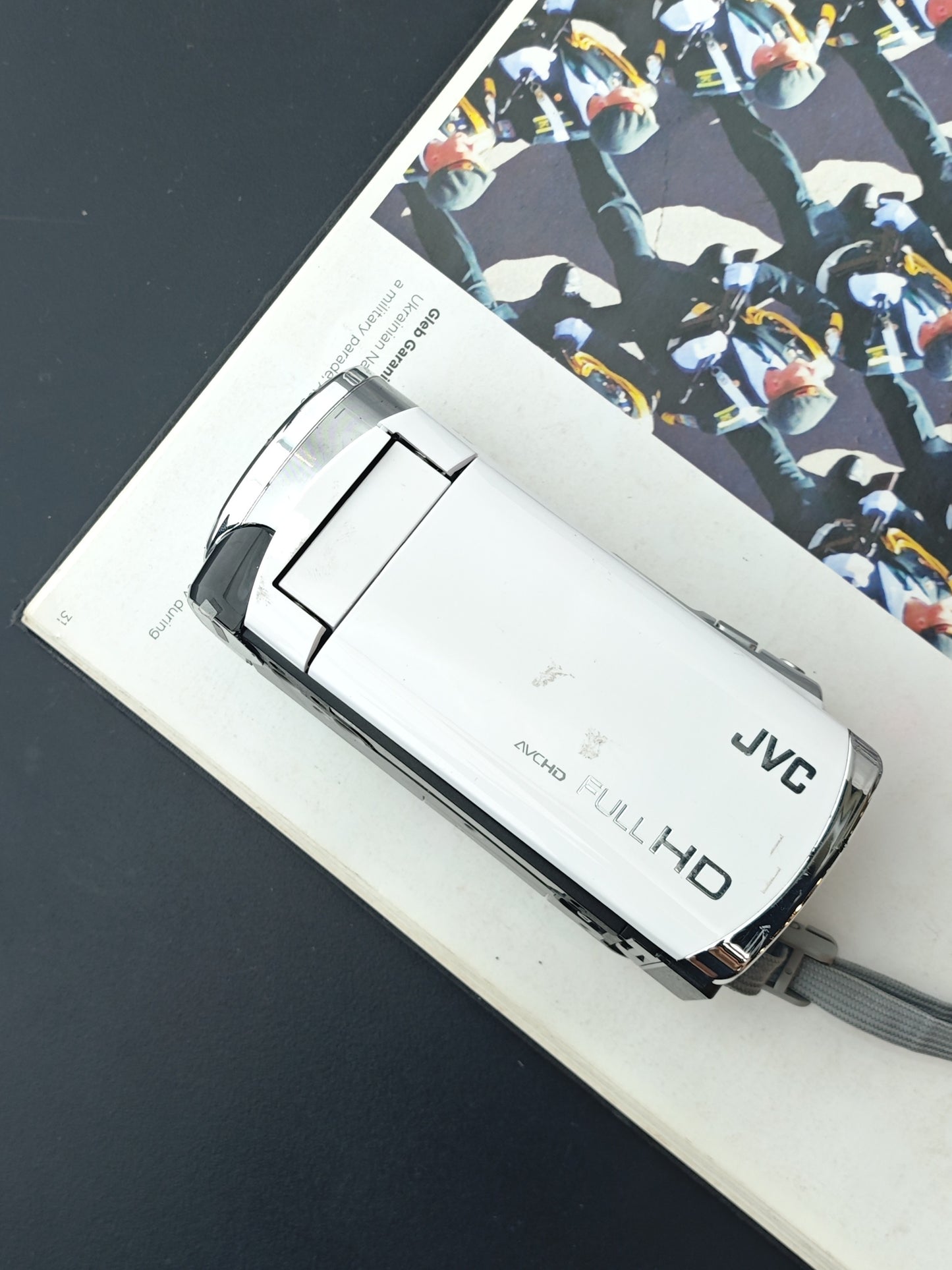 Used JVC Everio GZ-E109-W Handycam