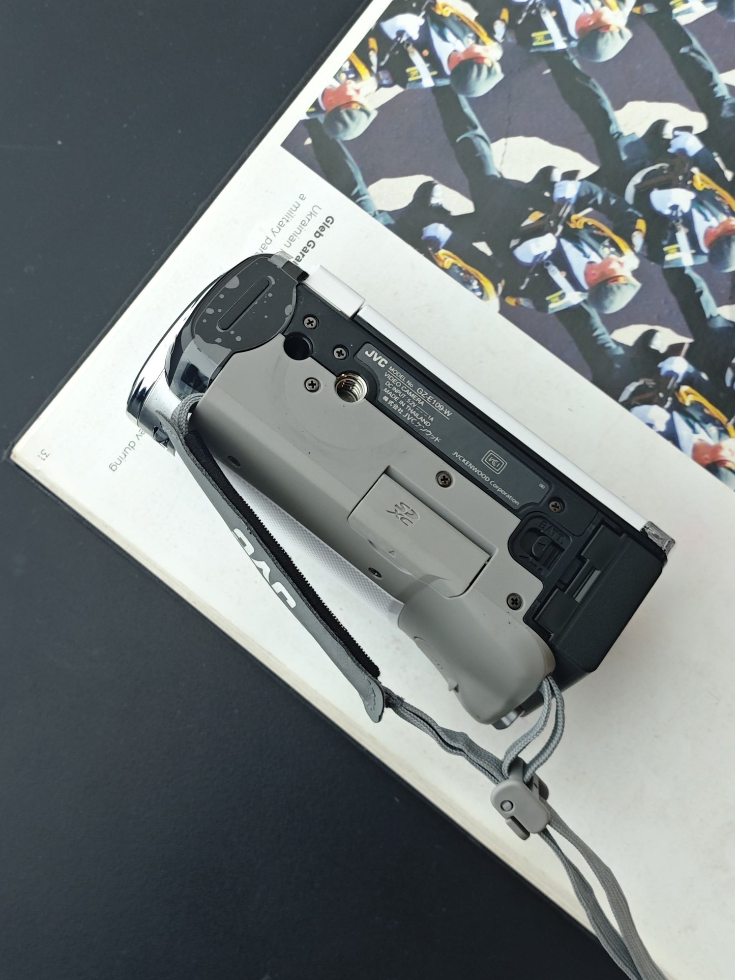 Used JVC Everio GZ-E109-W Handycam