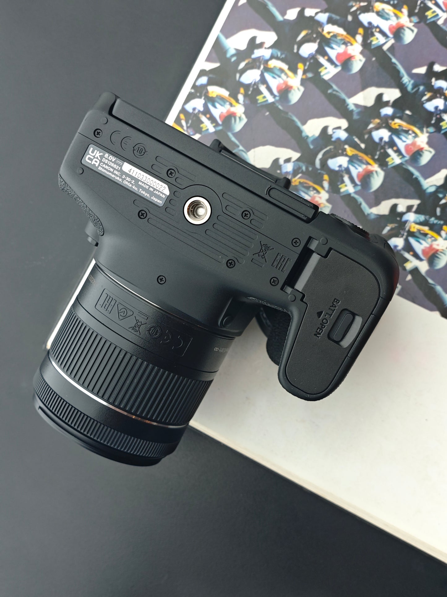 Used Canon EOS Kiss X10i with Double Zoom Kit Digital Camera