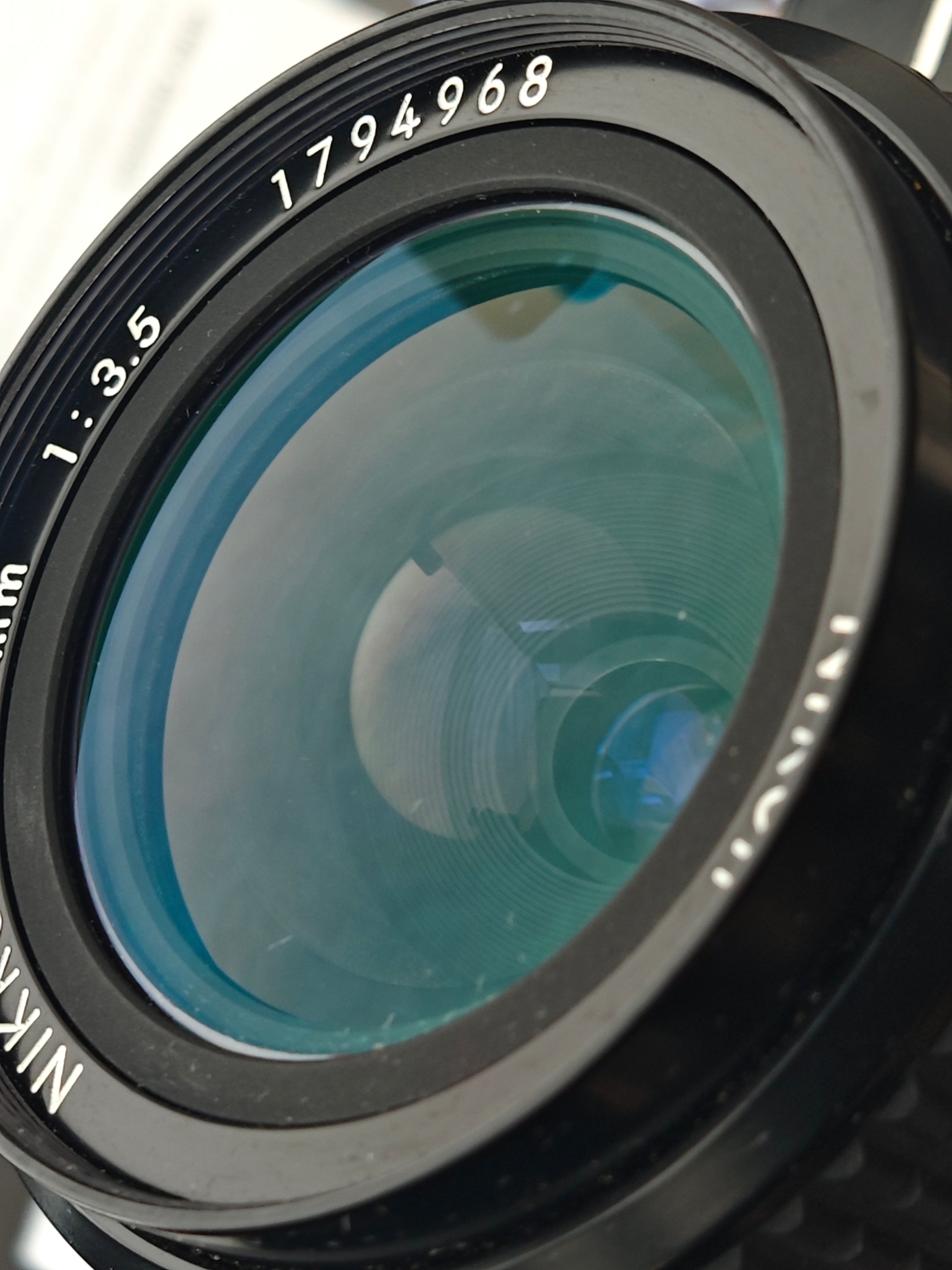 Nikon F2 Photomic AS 　28mm f/3.5 Nikon F2 photomic silver with Nikkor 28mm F3.5 Ai-S – UNIT CAMERA