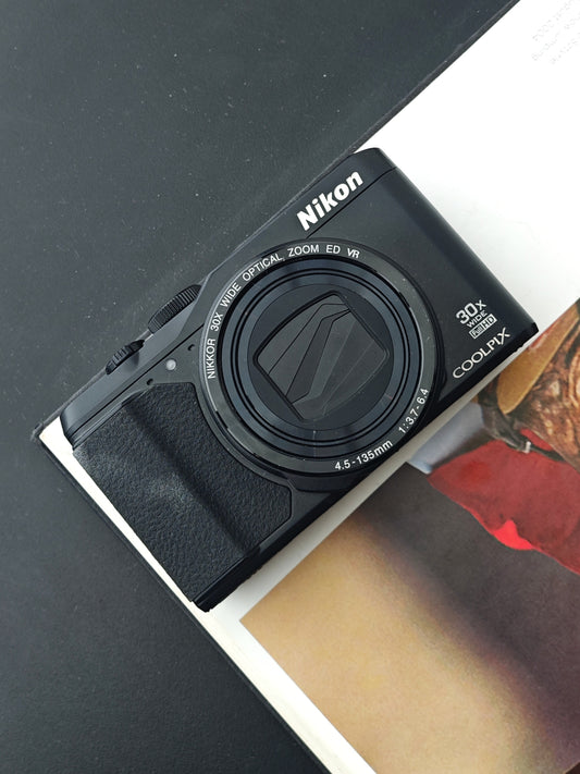 Used Nikon Coolpix S9900 Digital Camera [No charger]