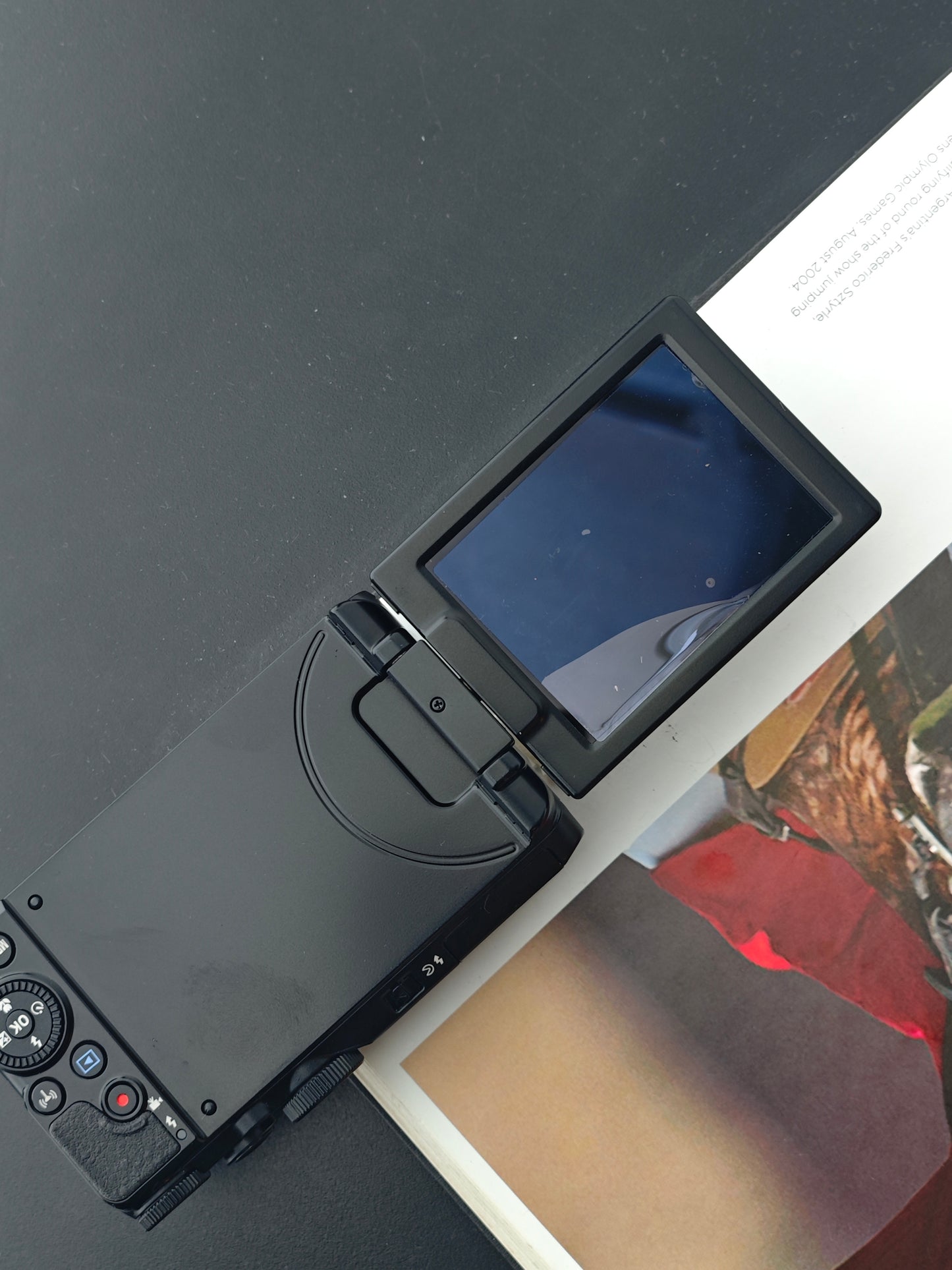 Used Nikon Coolpix S9900 Digital Camera [No charger]