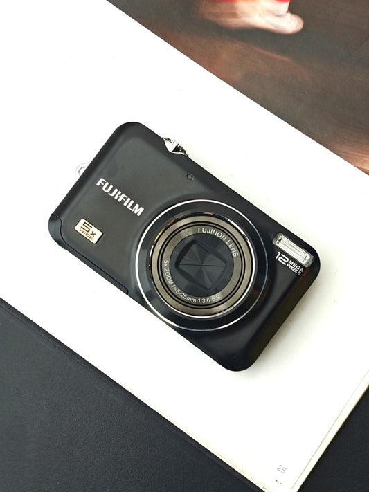 Used FujiFilm FinePix JX200 Digital Camera