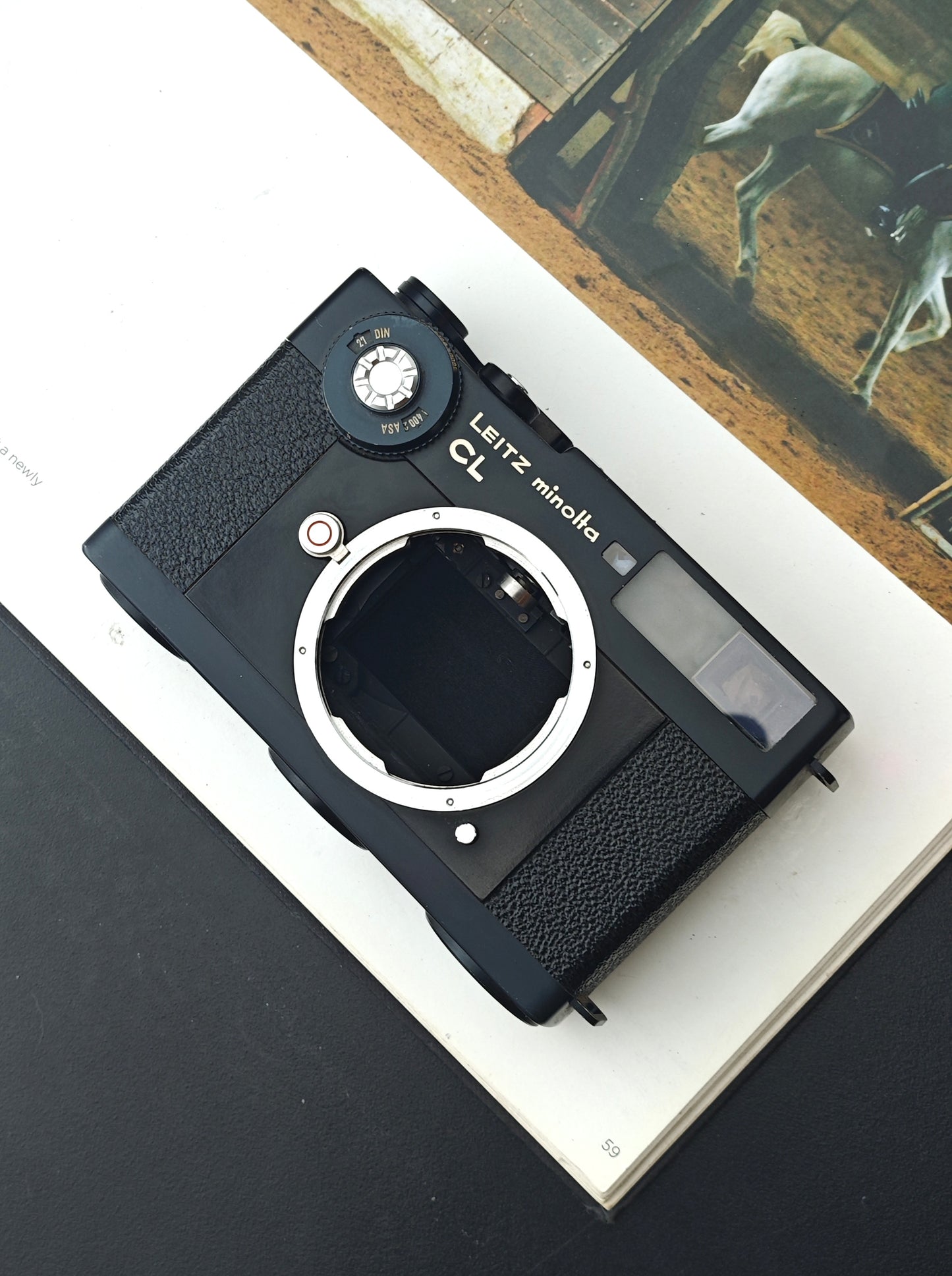 *READ* Leitz Minolta CL body