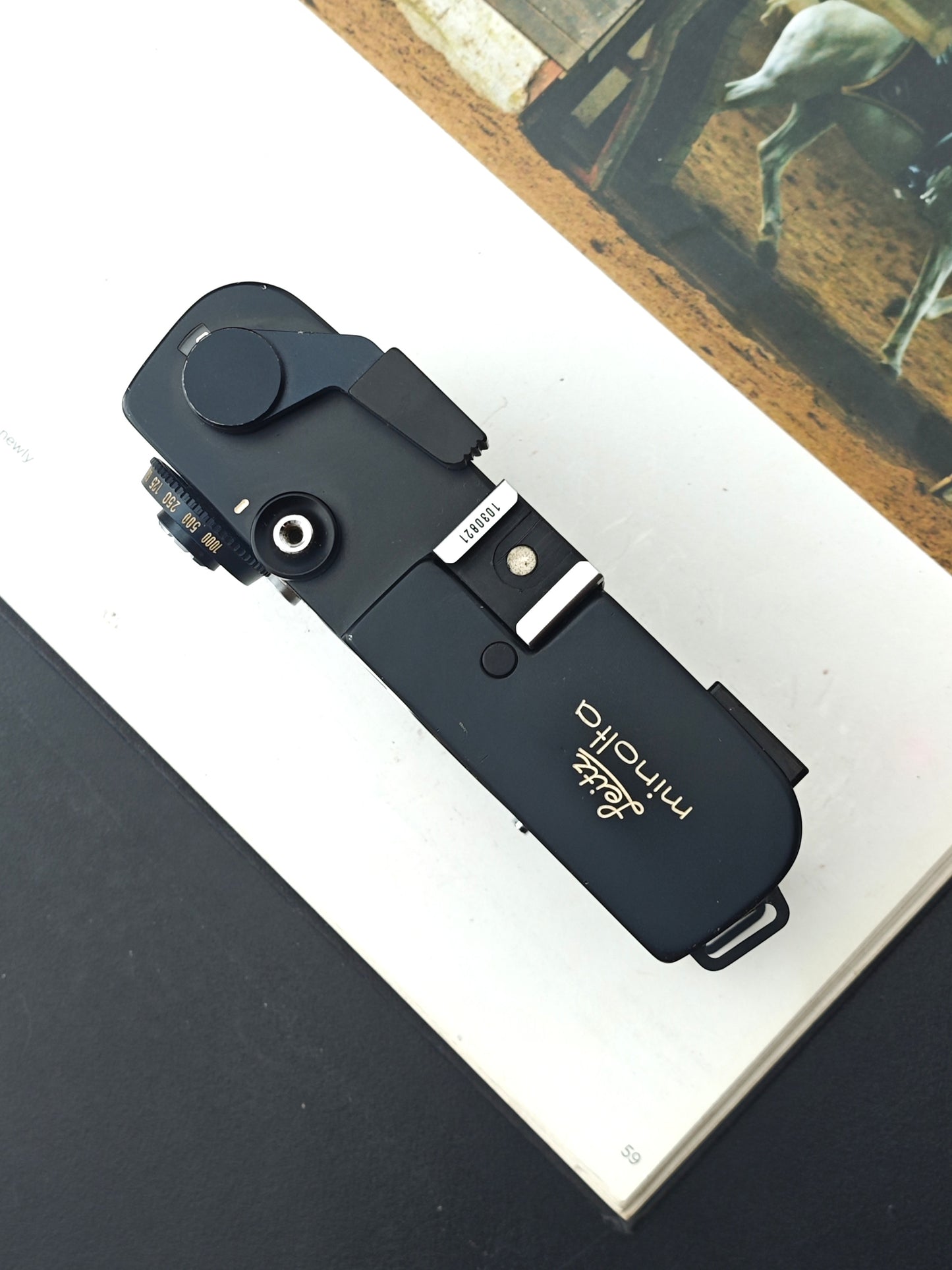 *READ* Leitz Minolta CL body