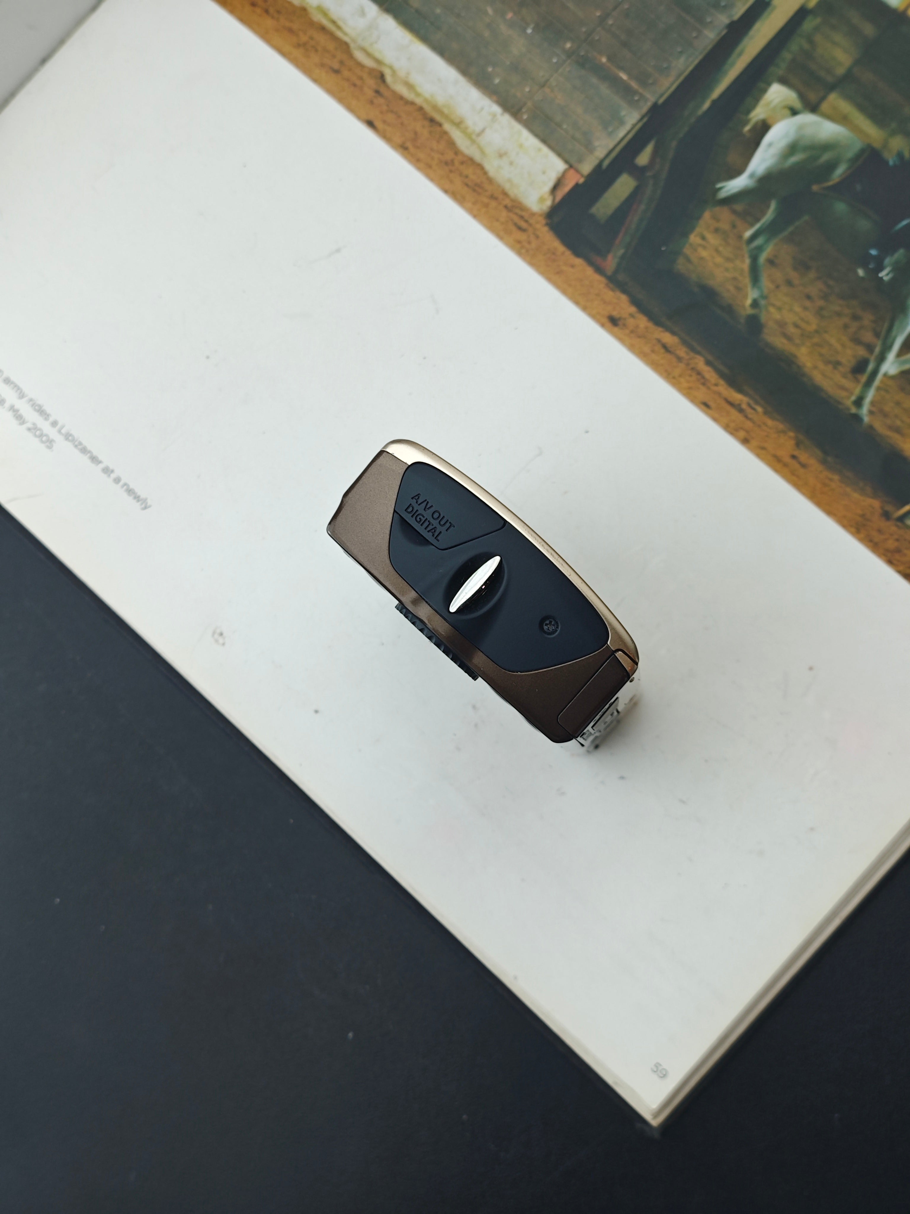 Used Canon IXY Digital 920 IS Digital Camera – UNIT CAMERA