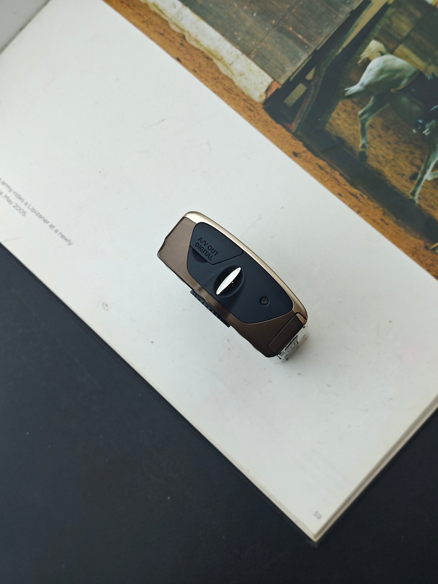 Used Canon IXY Digital 920 IS Digital Camera