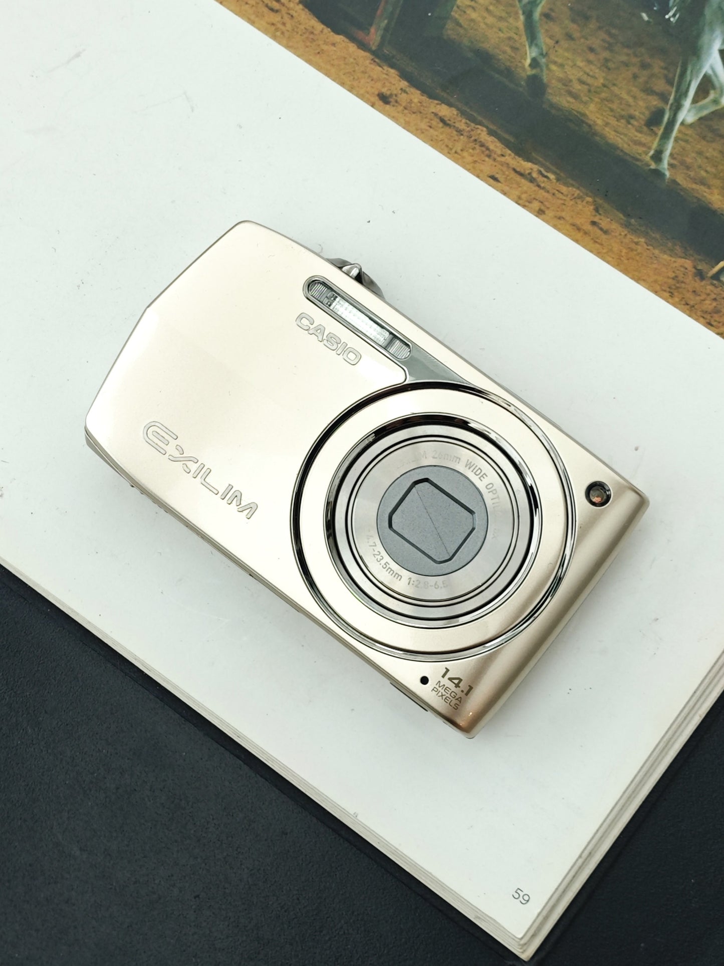Used Casio EXILIM EX-Z2300 Digital Camera [with box]
