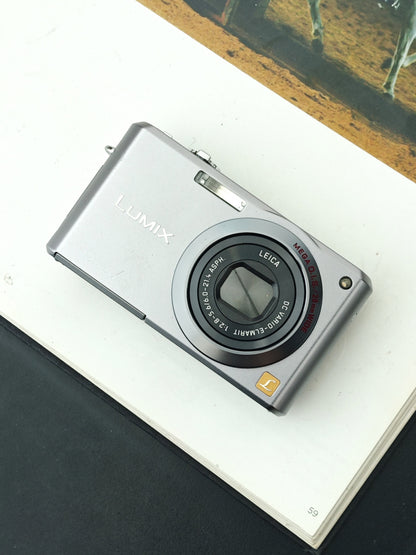 Used Panasonic Lumix DMC-FX100 Digital Camera [No charger]