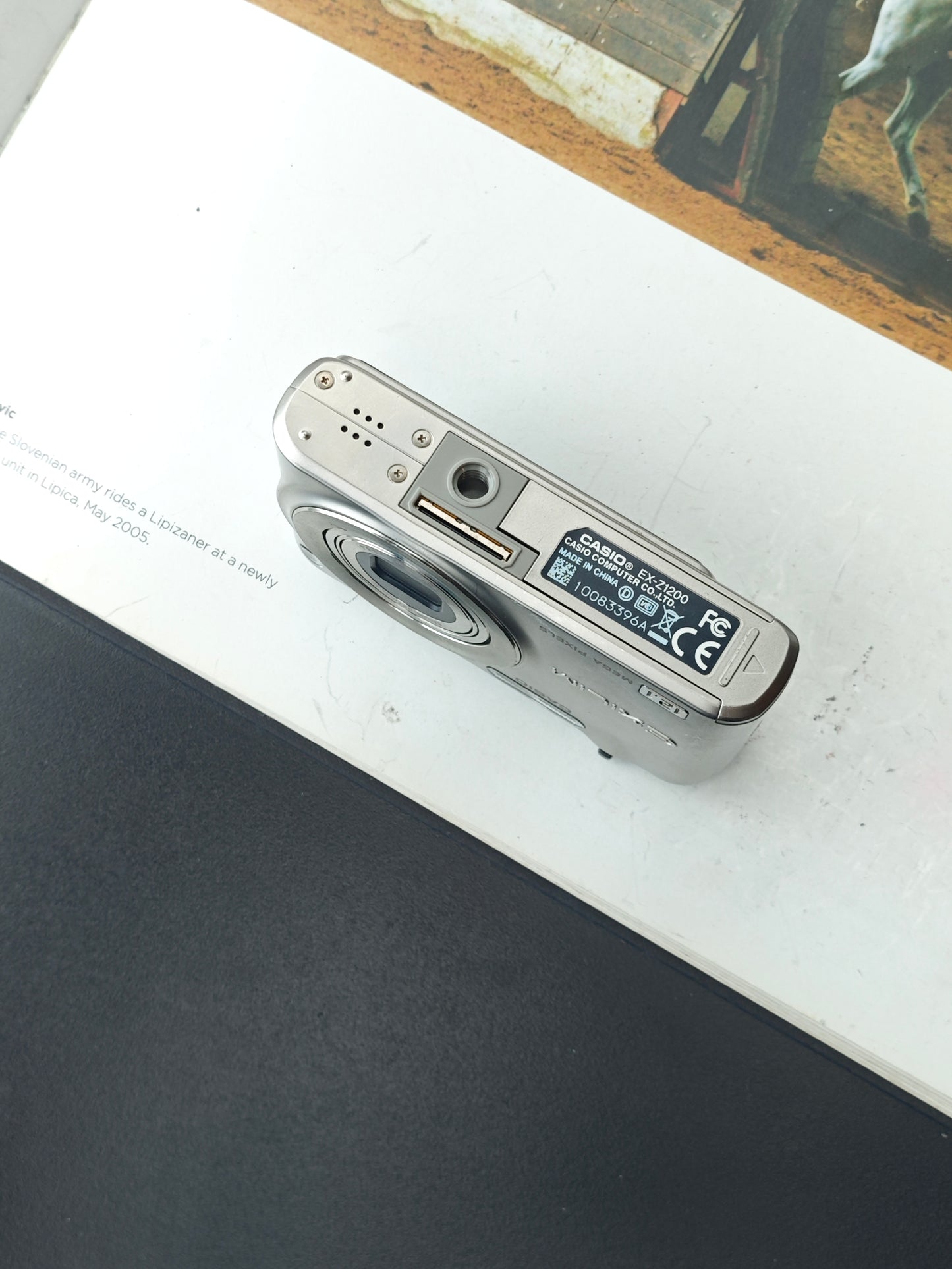 Used Casio EXILIM EX-Z1200 Digital Camera [No charger]