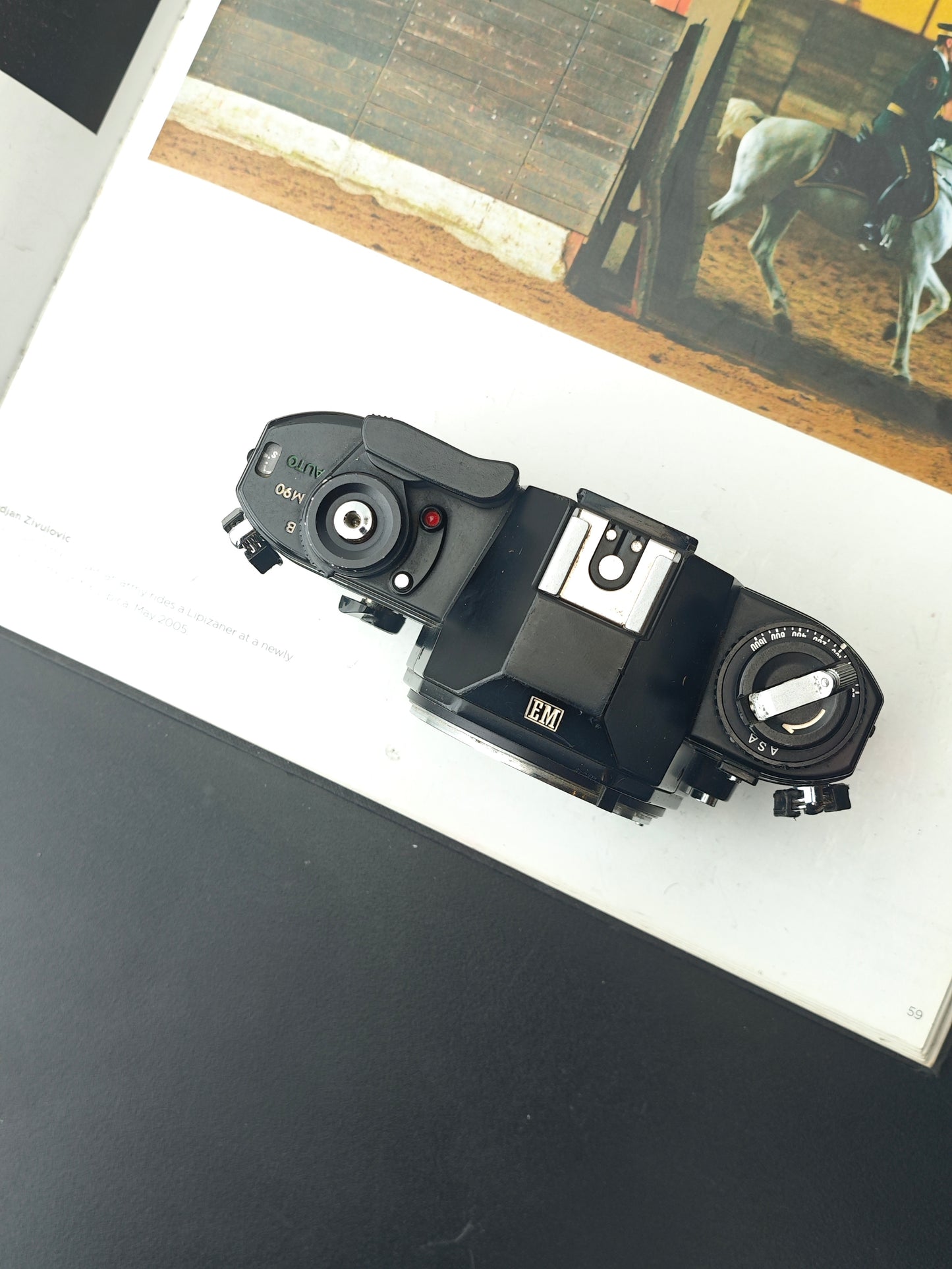 Nikon EM body #7170294