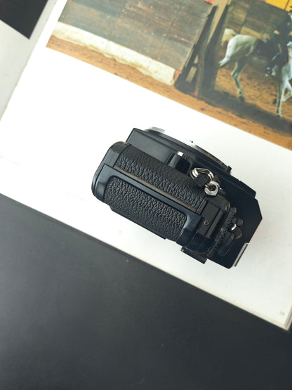 Nikon EM body #7170294