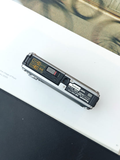 Used Panasonic Lumix DMC-FT2 Digital Camera [JPN only, No charger]