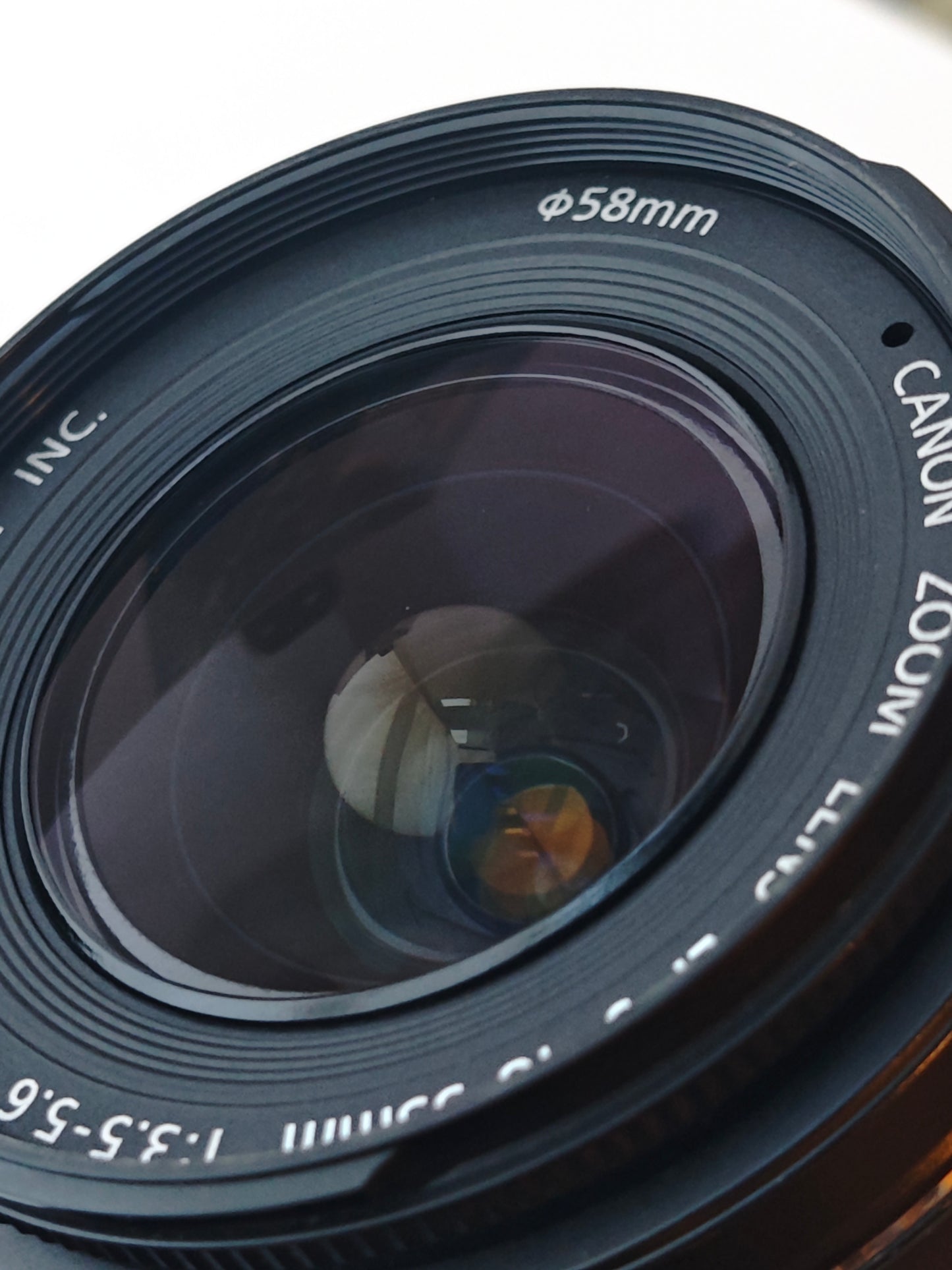 Canon Zoom Lens EF-S 18-55mm F3.5-5.6 II USM