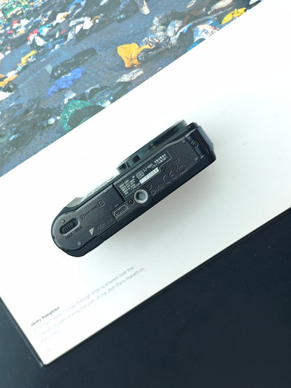 Used Sony Cyber-shot DSC-HX7V Digital Camera [JPN only, No charger]