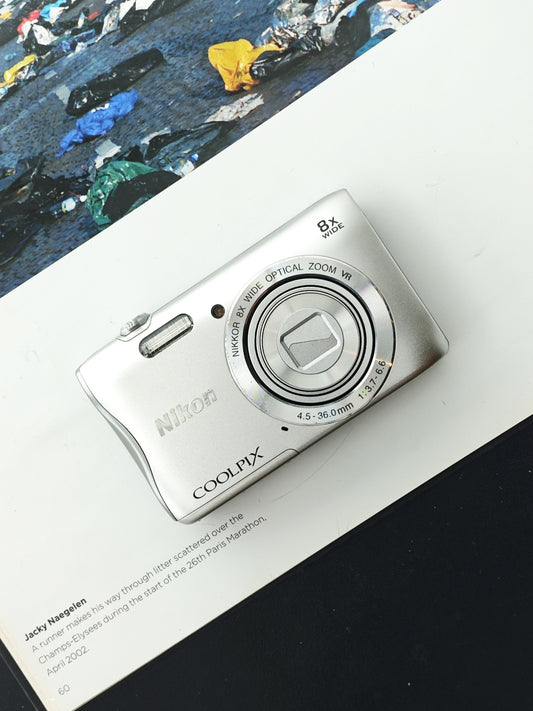 Used Nikon Coolpix S3700 silver Digital Camera