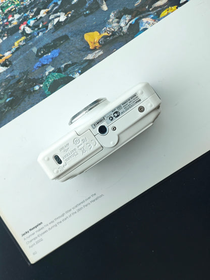 Used Nikon Coolpix S30 white Digital Camera