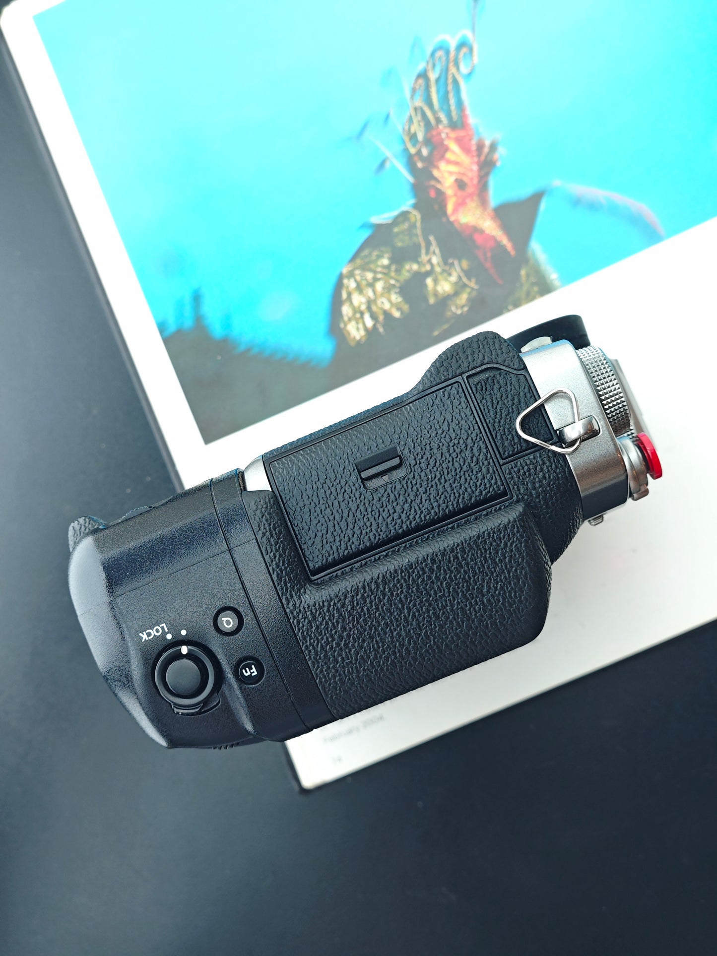Used Fujifilm X-T3 with VG-XT3 Digital Camera [No charger]