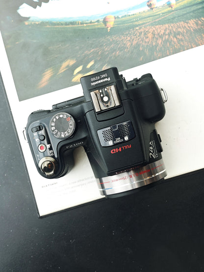 Used Panasonic Lumix DMC-FZ100 Digital Camera [JPN only]
