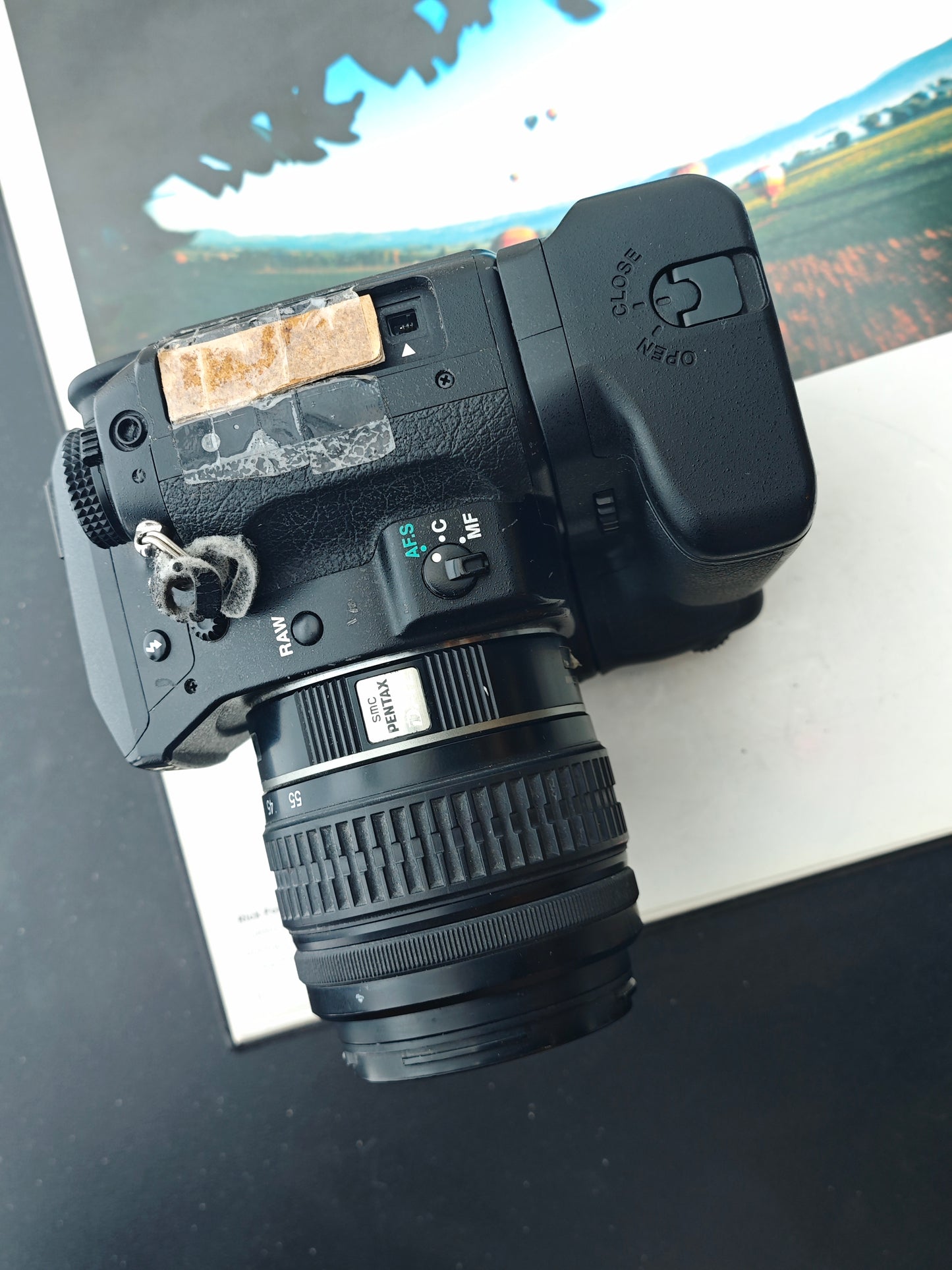 Pentax K-7 with SMC Pentax-DA L 18-55mm F3.5-5.6 [No charger]
