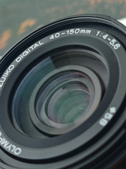 Used Olympus PEN E-PL1 with Double Zoom Kit [No charger]