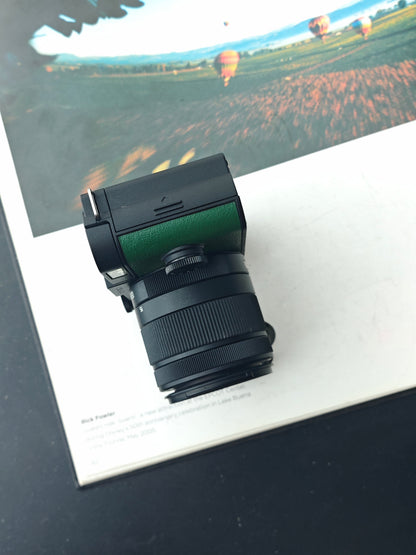 Used Pentax Q-S1 black&green with 02 Standard Zoom 5-15mm F2.8-4.5 and 06 Telephoto Zoom 15-45mm F2.8