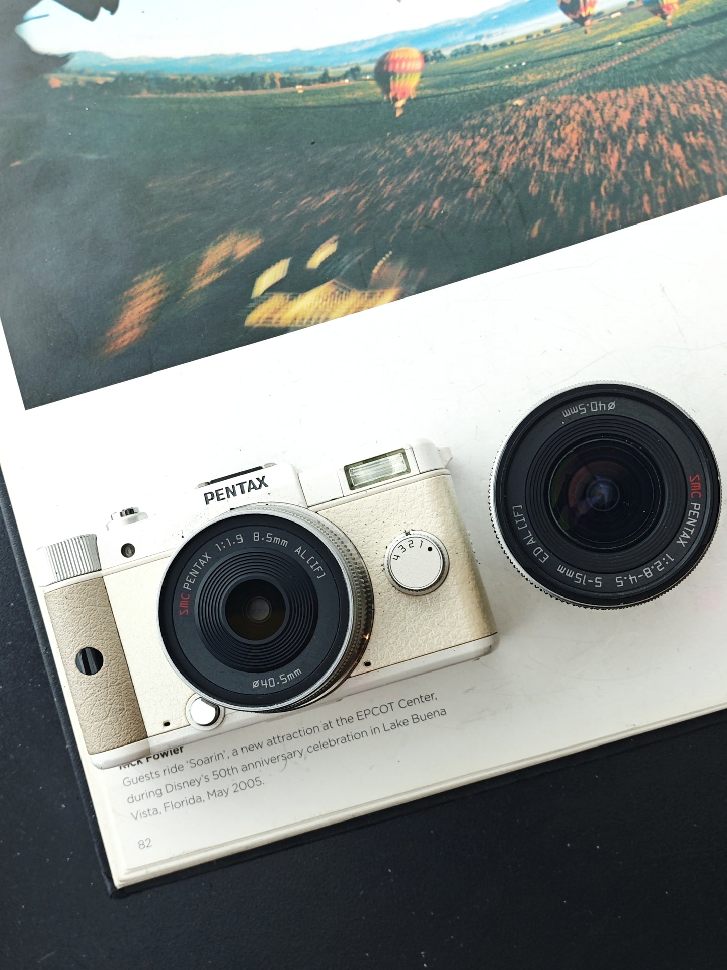 Used Pentax Q white with 01 Standard Prime  8.5mm F1.9 AL (IF) and 02 Standard Zoom 5-15mm F2.8-4.5 ED AL (IF)