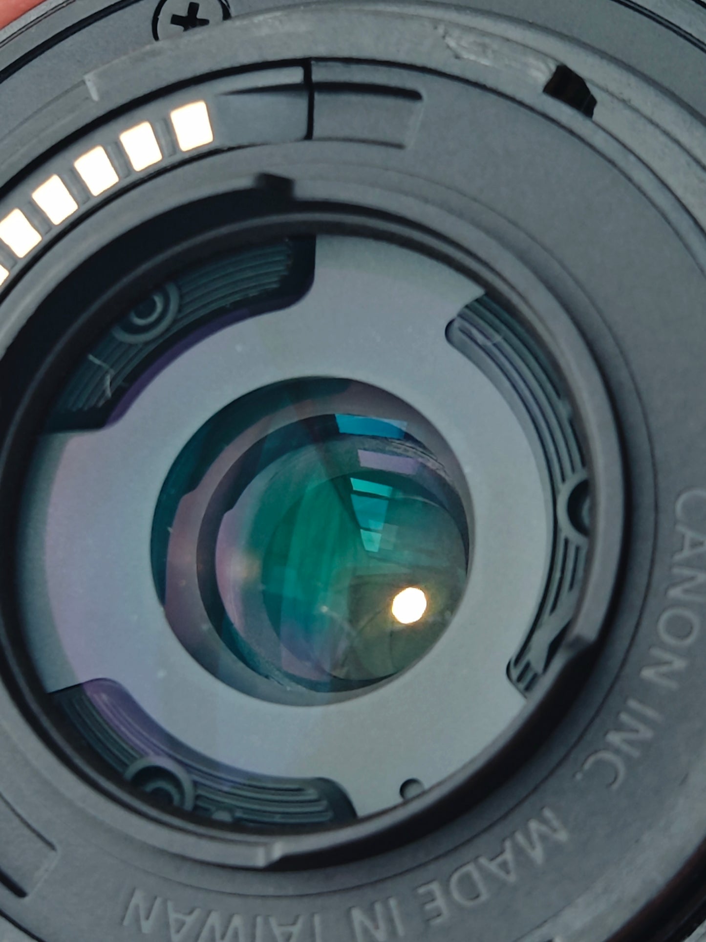 Used Canon EOS kiss M with Double Zoom Kit Digital Camera