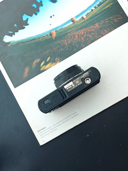Used Leica D-LUX 4 Digital Camera [No charger]