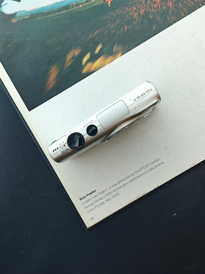 Used Canon PowerShot ELPH 330 HS Digital Camera