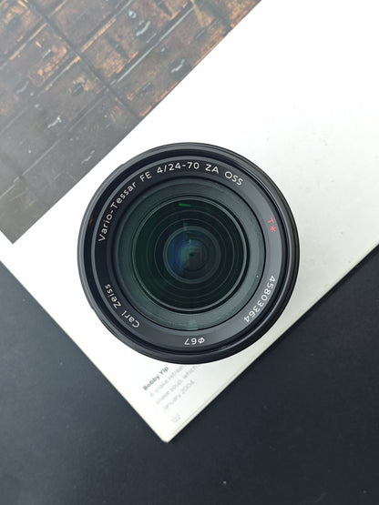 Carl Zeiss Vario-Tessar FE 24-70mm F4 ZA OSS T* [E mount] #45803364