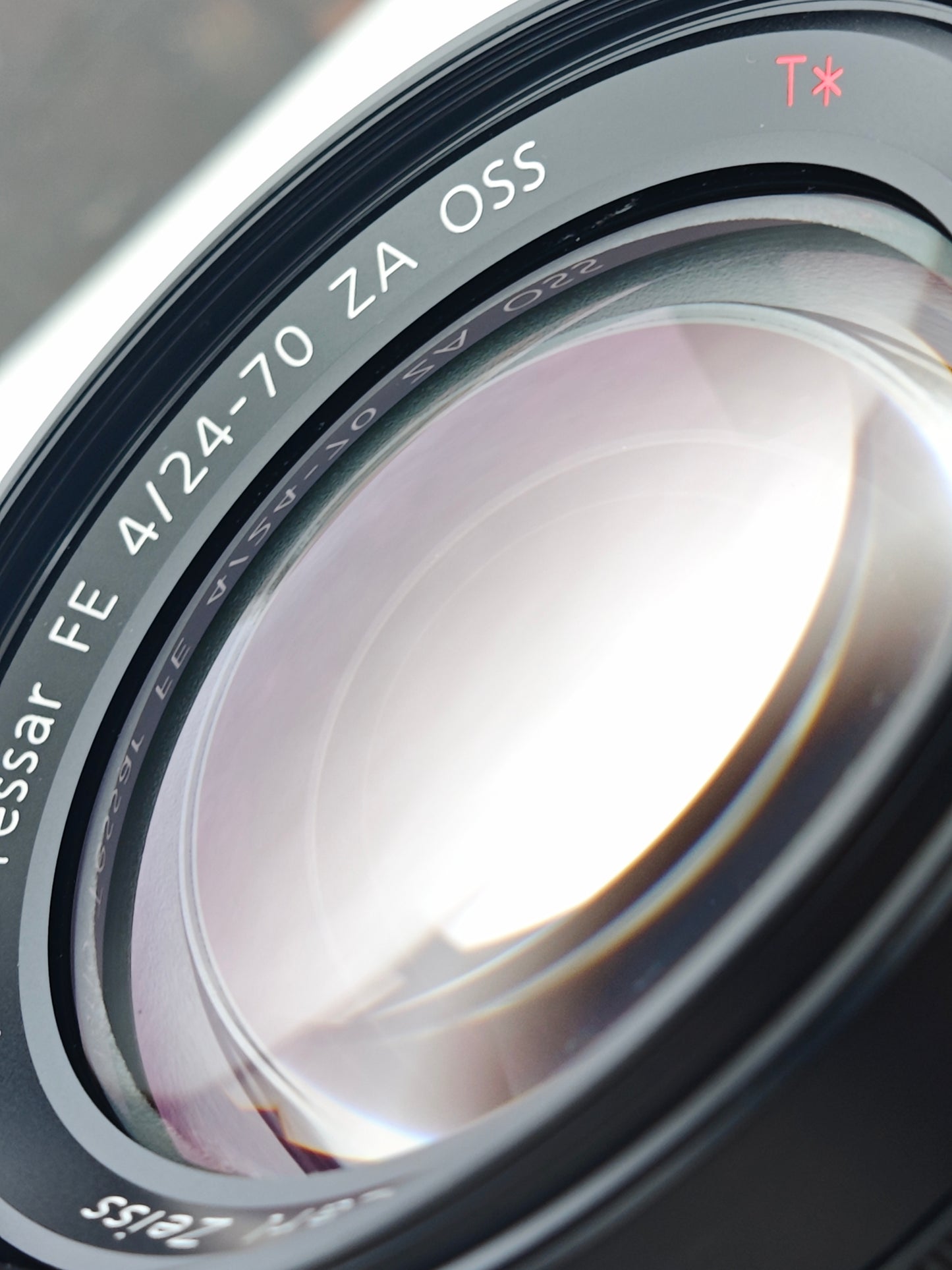 Carl Zeiss Vario-Tessar FE 24-70mm F4 ZA OSS T* [E mount] #45803364