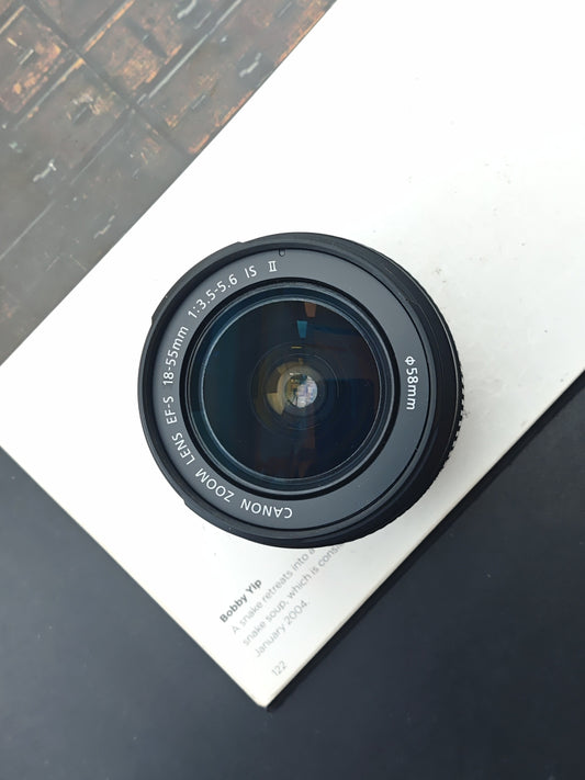 Canon Zoom Lens EF-S 18-55mm F3.5-5.6 II