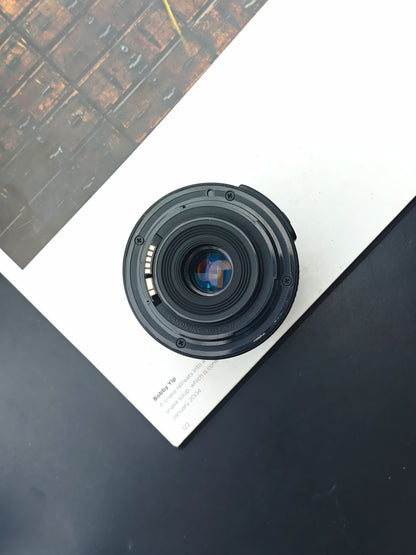 Canon Zoom Lens EF-S 18-55mm F3.5-5.6 II