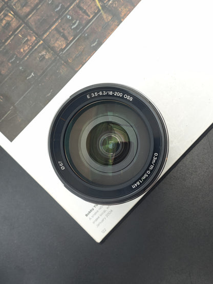 Sony E 18-200mm F3.5-6.3 OSS [E mount]