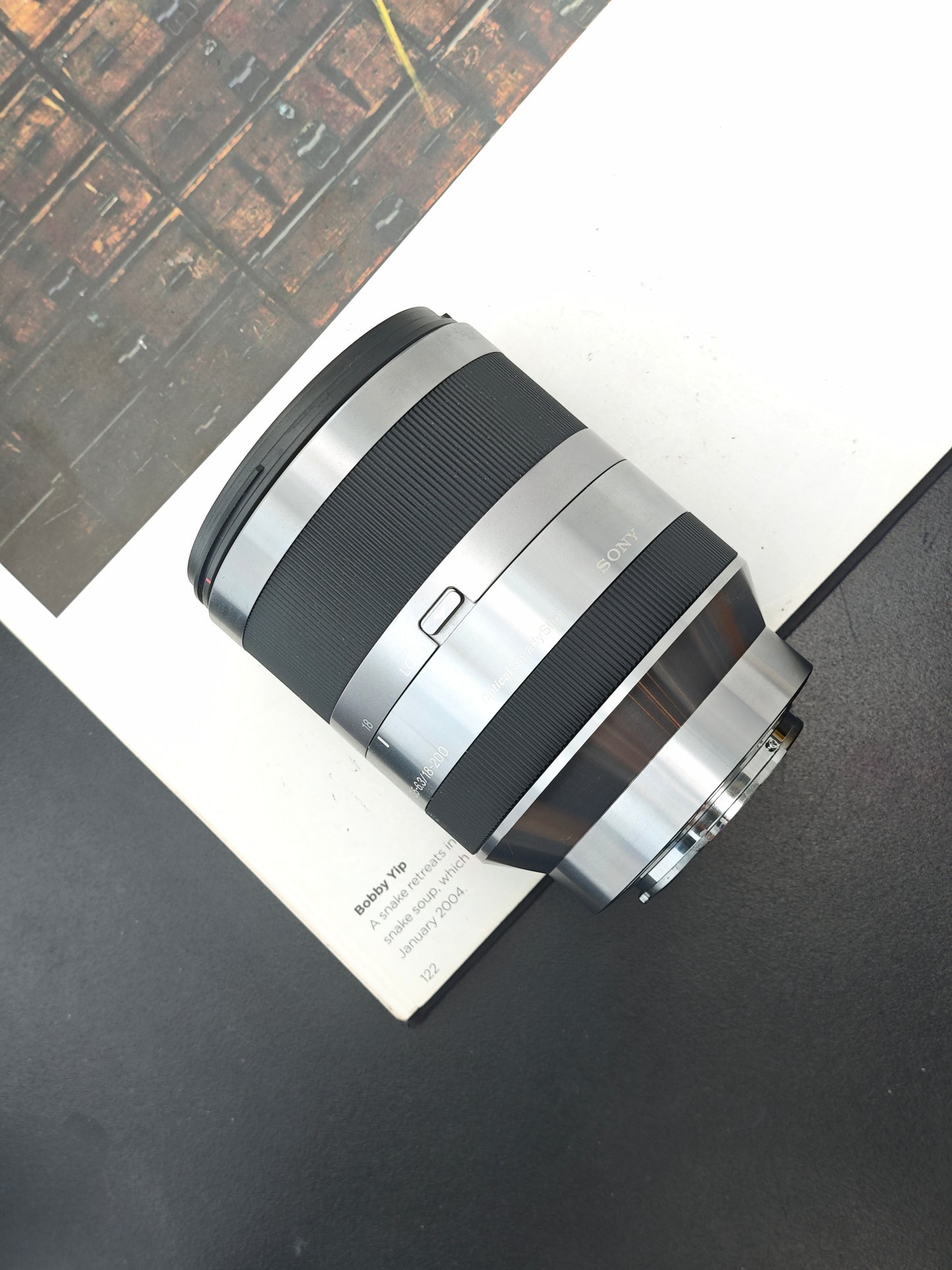 Sony E 18-200mm F3.5-6.3 OSS [E mount]