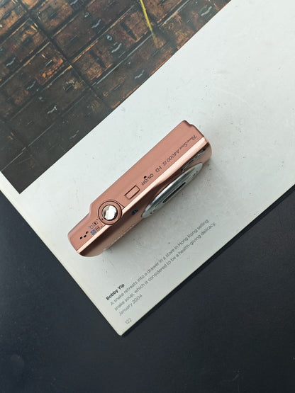 Used Canon PowerShot A4000 IS HD Digital Camera [No charger]